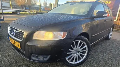 Zwart Occasion 2010 Volvo V50 Stationwagen | € 3.999 (Goede deal)