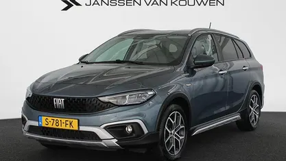 Blauw Gebruikt 2023 Fiat Tipo Cross Stationwagen | € 22.885 (Eerlijke prijs)