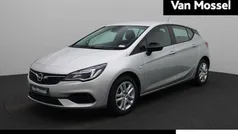 Gebruikt 2021 Opel Astra Edition Hatchback | € 14.445 (Eerlijke prijs)