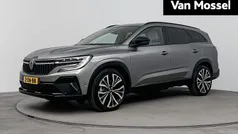 Gebruikt 2024 Renault Espace Iconic MPV | € 44.435 (Eerlijke prijs)