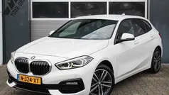 Gebruikt 2022 BMW 118 Sport Line Hatchback | € 24.450 (Super prijs)