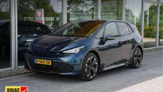 Blauw, metallic lak Gebruikt 2022 Cupra Born Hatchback | € 26.450 (Eerlijke prijs)