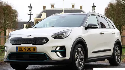 Wit Gebruikt 2019 Kia e-Niro SUV | € 18.895 (Eerlijke prijs)