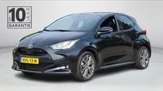 Zwart Gebruikt 2024 Toyota Yaris Executive Hatchback | € 28.450 (Eerlijke prijs)