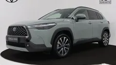 Groen Gebruikt 2025 Toyota Corolla Cross Style SUV | € 40.945 (Eerlijke prijs)