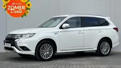 Wit Gebruikt 2019 Mitsubishi Outlander Intense SUV | € 21.685 (Goede deal)