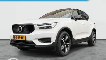 Wit Occasion 2022 Volvo XC40 R-Design SUV | € 37.985 (Eerlijke prijs)