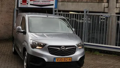 Occasion Opel Combo Edition 102 PK (75 kW) 2021 Grijs MPV