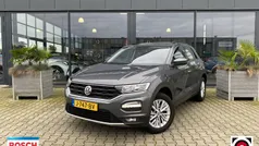 Grijs Gebruikt 2020 VW T-Roc Style SUV | € 18.385 (Eerlijke prijs)