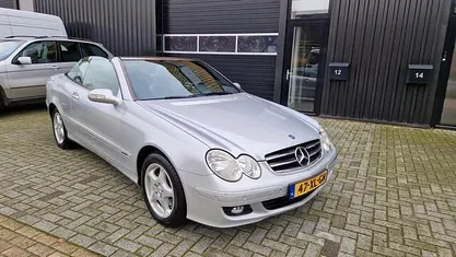 Occasion Mercedes CLK200 Avantgarde 163 PK (119 kW) 2006 Grijs (metallic) Cabriolet