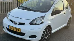 Gebruikt 2011 Toyota Aygo Hatchback | € 1.950 (Super prijs)