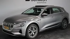 Grijs Gebruikt 2019 Audi e-tron SUV | € 24.995 (Eerlijke prijs)