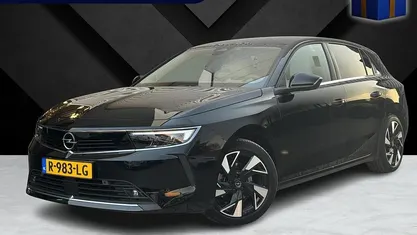 Gebruikt 2022 Opel Astra Elegance Hatchback | € 21.940 (Eerlijke prijs)