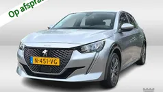 Grijs Gebruikt 2021 Peugeot e-208 Allure Hatchback | € 15.000 (Eerlijke prijs)