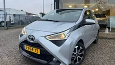 Gebruikt 2020 Toyota Aygo Team Hatchback | € 10.495 (Eerlijke prijs)
