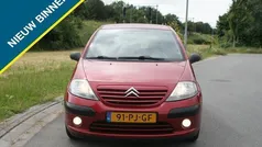 Rood Gebruikt 2004 Citroën C3 Hatchback | € 1.599 (Eerlijke prijs)