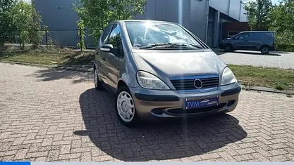 Grijs Gebruikt 2004 Mercedes A160 Classic MPV | € 1.940 (Eerlijke prijs)