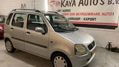Grijs Gebruikt 2001 Opel Agila Comfort Hatchback | € 999 (Eerlijke prijs)