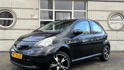 Occasion 2006 Toyota Aygo Hatchback | € 1.995 (Super prijs)