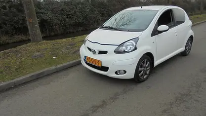 Occasion Toyota Aygo 68 PK (50 kW) 2011 Wit Hatchback