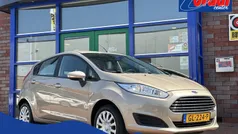 Bruin Gebruikt 2015 Ford Fiesta Style Hatchback | € 8.645 (Eerlijke prijs)