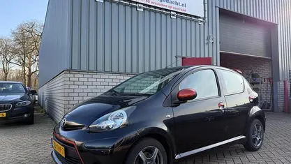 Occasion Toyota Aygo Comfort 68 PK (50 kW) 2012 Hatchback