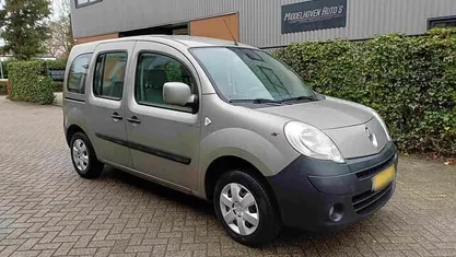 Occasion Renault Kangoo Expression 106 PK (77 kW) 2008 MPV