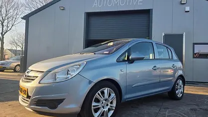 Blauw Occasion 2006 Opel Corsa Enjoy Hatchback | € 1.899 (Eerlijke prijs)