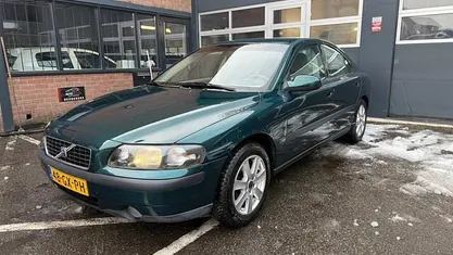 Occasion 2001 Volvo S60 Sedan | € 1.350 (Goede deal)