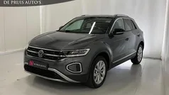 Gebruikt 2024 VW T-Roc Style SUV | € 33.950 (Eerlijke prijs)
