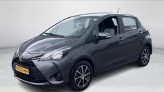 Grijs Gebruikt 2020 Toyota Yaris Connect Style Hatchback | € 14.900 (Eerlijke prijs)
