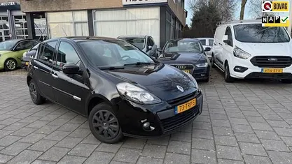 Occasion 2012 Renault Clio IV Authentique Hatchback | € 4.450 (Goede deal)