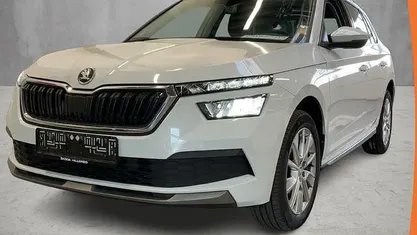 Wit Occasion 2024 Skoda Kamiq Style SUV | € 19.940 (Super prijs)