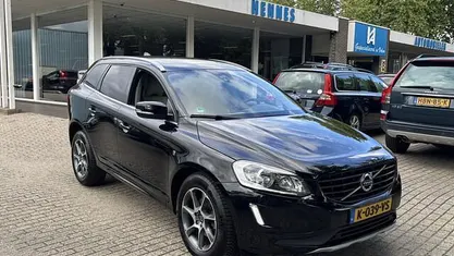 Zwart Gebruikt 2016 Volvo XC60 Ocean Race SUV | € 14.900 (Eerlijke prijs)