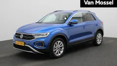 Gebruikt 2024 VW T-Roc Edition SUV | € 28.900 (Eerlijke prijs)