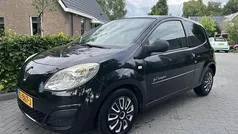 Zwart Gebruikt 2008 Renault Twingo Dynamique Hatchback | € 1.499 (Eerlijke prijs)