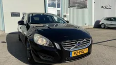 Zwart Gebruikt 2011 Volvo V60 Momentum Stationwagen | € 6.450 (Eerlijke prijs)