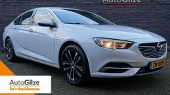 Wit Gebruikt 2019 Opel Insignia Business Hatchback | € 17.945 (Eerlijke prijs)