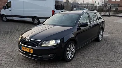 Occasion 2014 Skoda Octavia Business Line Stationwagen | € 6.000 (Eerlijke prijs)