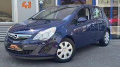 Blauw, metallic lak Gebruikt 2011 Opel Corsa Edition Hatchback | € 4.950 (Eerlijke prijs)