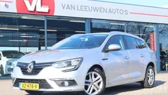 Grijs, metallic lak Gebruikt 2016 Renault Mégane GT Line GT-Line Stationwagen | € 9.948 (Goede deal)