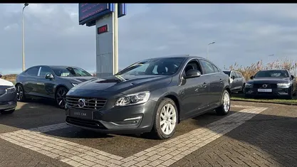 Grijs Gebruikt 2017 Volvo S60 Sedan | € 17.940 (Eerlijke prijs)