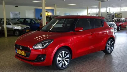 Occasion Suzuki Swift 112 PK (82 kW) 2017 Rood Hatchback