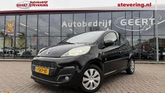 Zwart Gebruikt 2013 Peugeot 107 Hatchback | € 3.950 (Eerlijke prijs)