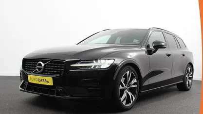 Gebruikt 2022 Volvo V60 R-Design Stationwagen | € 31.690 (Eerlijke prijs)