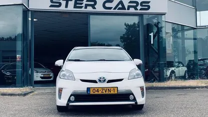 Occasion Toyota Prius 99 PK (72 kW) 2013 Wit, metallic lak Hatchback