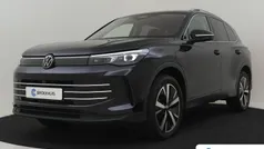 Gebruikt 2024 VW Tiguan Elegance SUV | € 49.895 (Eerlijke prijs)