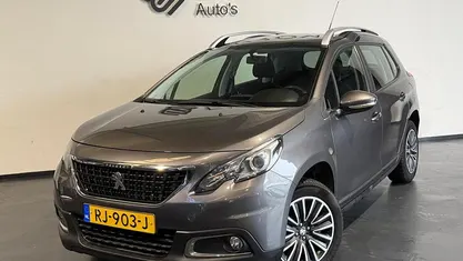 Grijs Gebruikt 2017 Peugeot 2008 SUV | € 7.450 (Eerlijke prijs)
