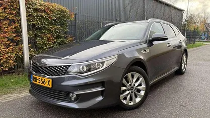 Grijs Gebruikt 2017 Kia Optima Stationwagen | € 12.950 (Eerlijke prijs)