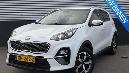 (hw2) deluxe white m Gebruikt 2019 Kia Sportage SUV | € 17.400 (Eerlijke prijs)